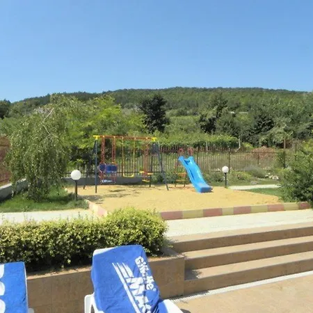 アパートホテル Harmony Hills